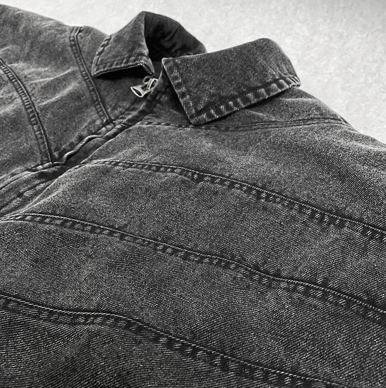 IPA-PC87-BK ENZYME WASH Distressed Cut Denim Jacket