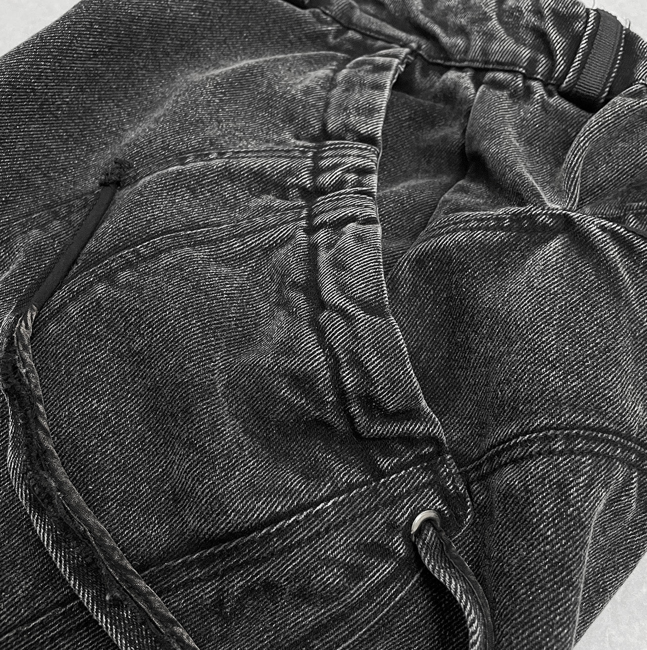 IPA-PC88-BK ENZYME WASH Distressed Cut Denim Pants